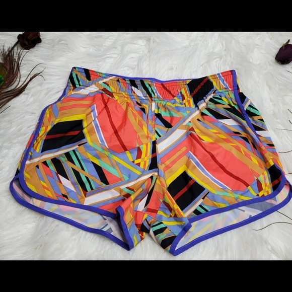 Victoria's Secret Running Shorts - Picture 1 of 4